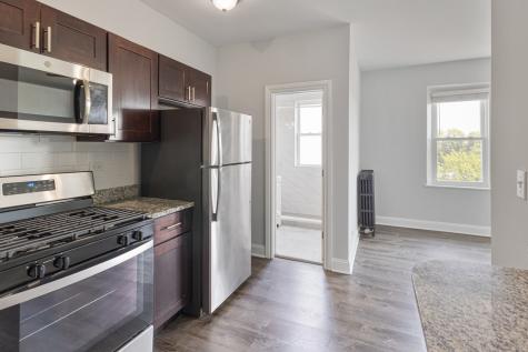 1608 West Sherwin Avenue Chicago IL 60626