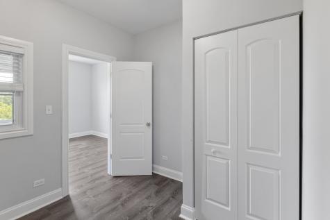 1608 West Sherwin Avenue Chicago IL 60626