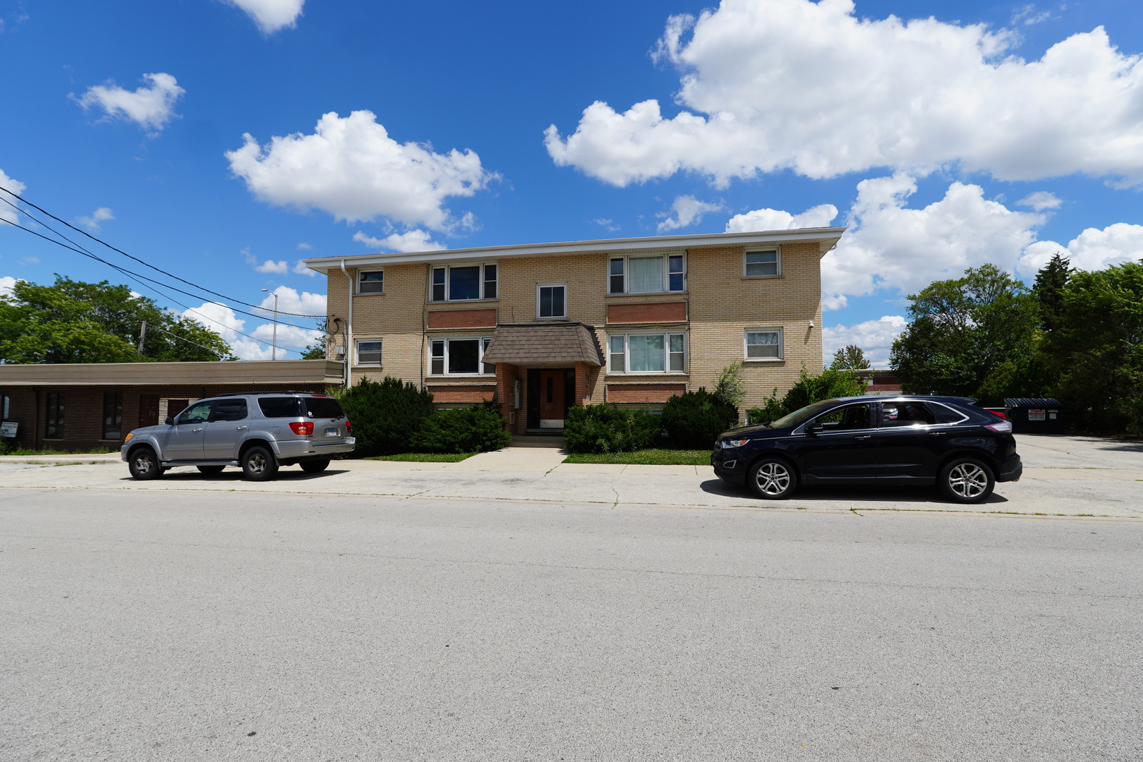 347 Dalewood Avenue Wood Dale IL 60191