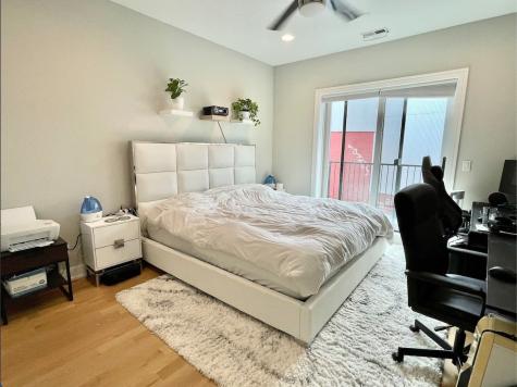 1008 North Larrabee Street Chicago IL 60610