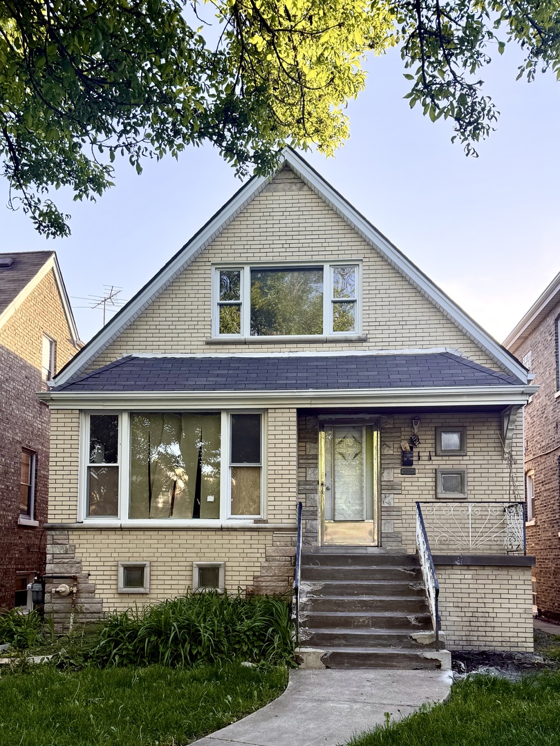 4736 South Tripp Avenue Chicago IL 60632