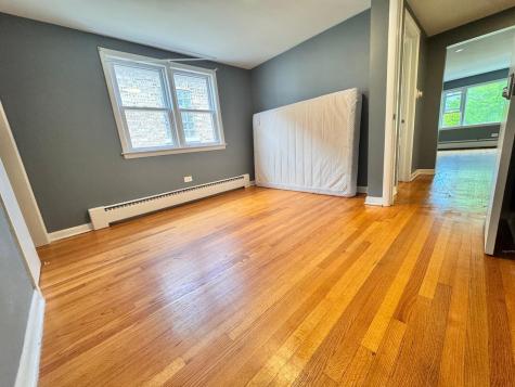 4736 South Tripp Avenue Chicago IL 60632