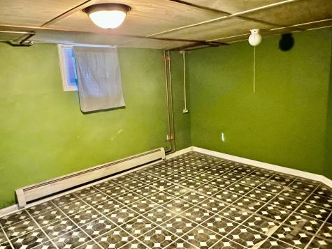 1701 Victoria Avenue North Chicago IL 60064