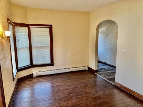 1701 Victoria Avenue North Chicago IL 60064
