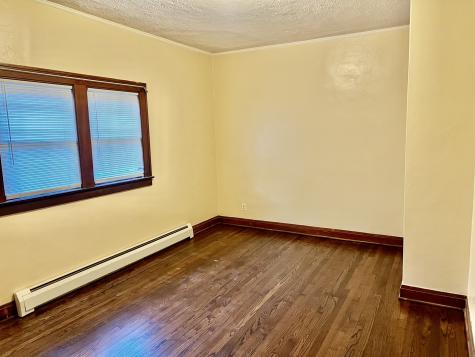 1701 Victoria Avenue North Chicago IL 60064