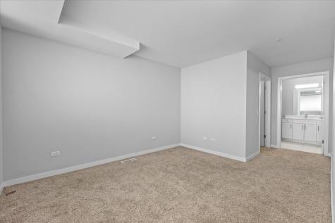 1900 West Lawrence Avenue Chicago IL 60640