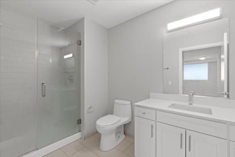 1900 West Lawrence Avenue Chicago IL 60640