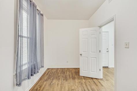 3330 West Hutchinson Street Chicago IL 60618