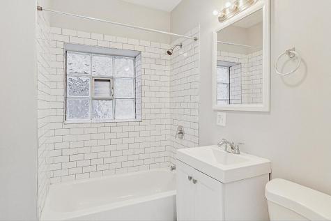 3330 West Hutchinson Street Chicago IL 60618