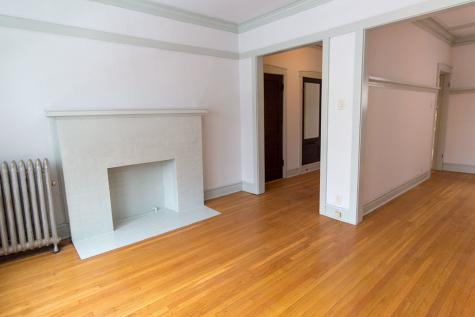1355 West Winona Street Chicago IL 60640