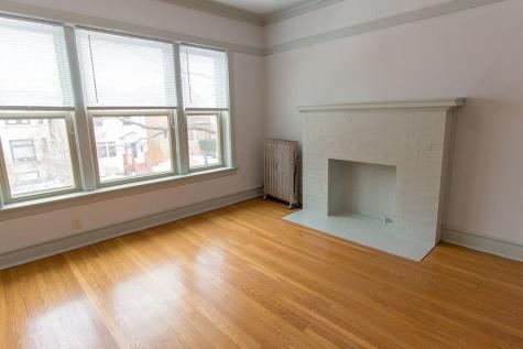 1355 West Winona Street Chicago IL 60640