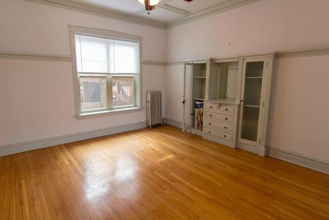 1355 West Winona Street Chicago IL 60640