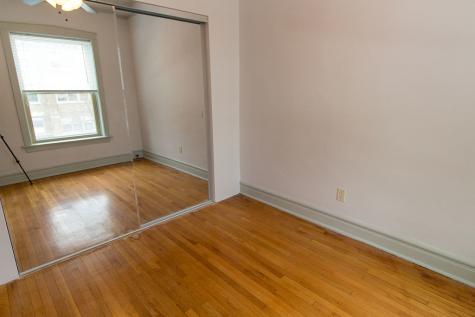1355 West Winona Street Chicago IL 60640