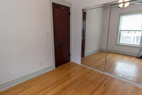 1355 West Winona Street Chicago IL 60640