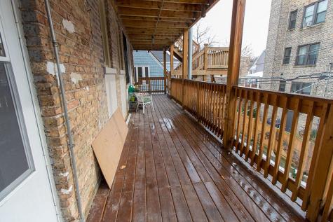 1355 West Winona Street Chicago IL 60640