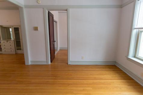 1355 West Winona Street Chicago IL 60640