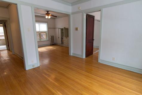 1355 West Winona Street Chicago IL 60640