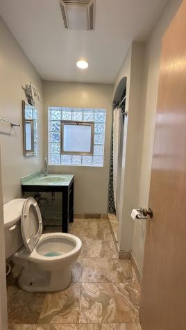 5717 North Saint Louis Avenue Chicago IL 60659