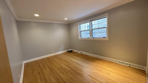 5717 North Saint Louis Avenue Chicago IL 60659