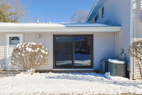 1304 Yarmouth Court Schaumburg IL 60193