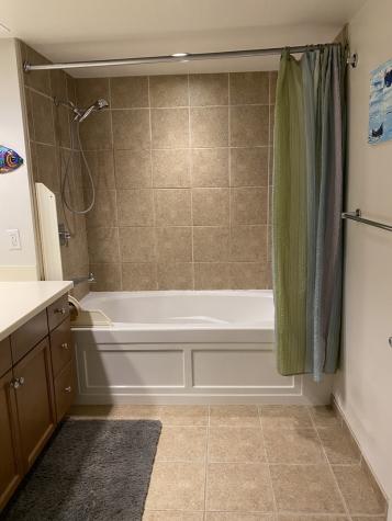 130 North Garland Court Chicago IL 60603