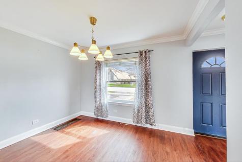 402 North Main Street Mount Prospect IL 60056