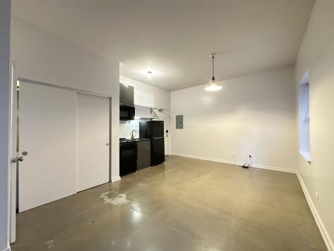 1136 West Wilson Avenue Chicago IL 60640