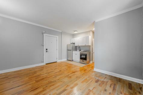 1414 West Pratt Boulevard Chicago IL 60626