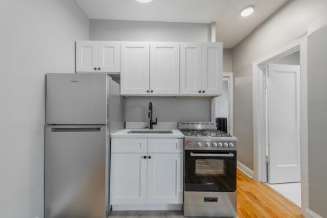 1414 West Pratt Boulevard Chicago IL 60626