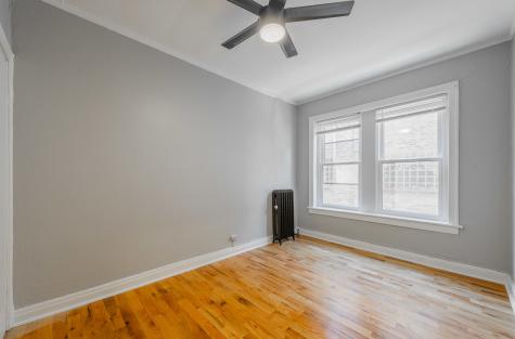 1414 West Pratt Boulevard Chicago IL 60626