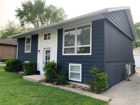 70 Walnut Court Mundelein IL 60060