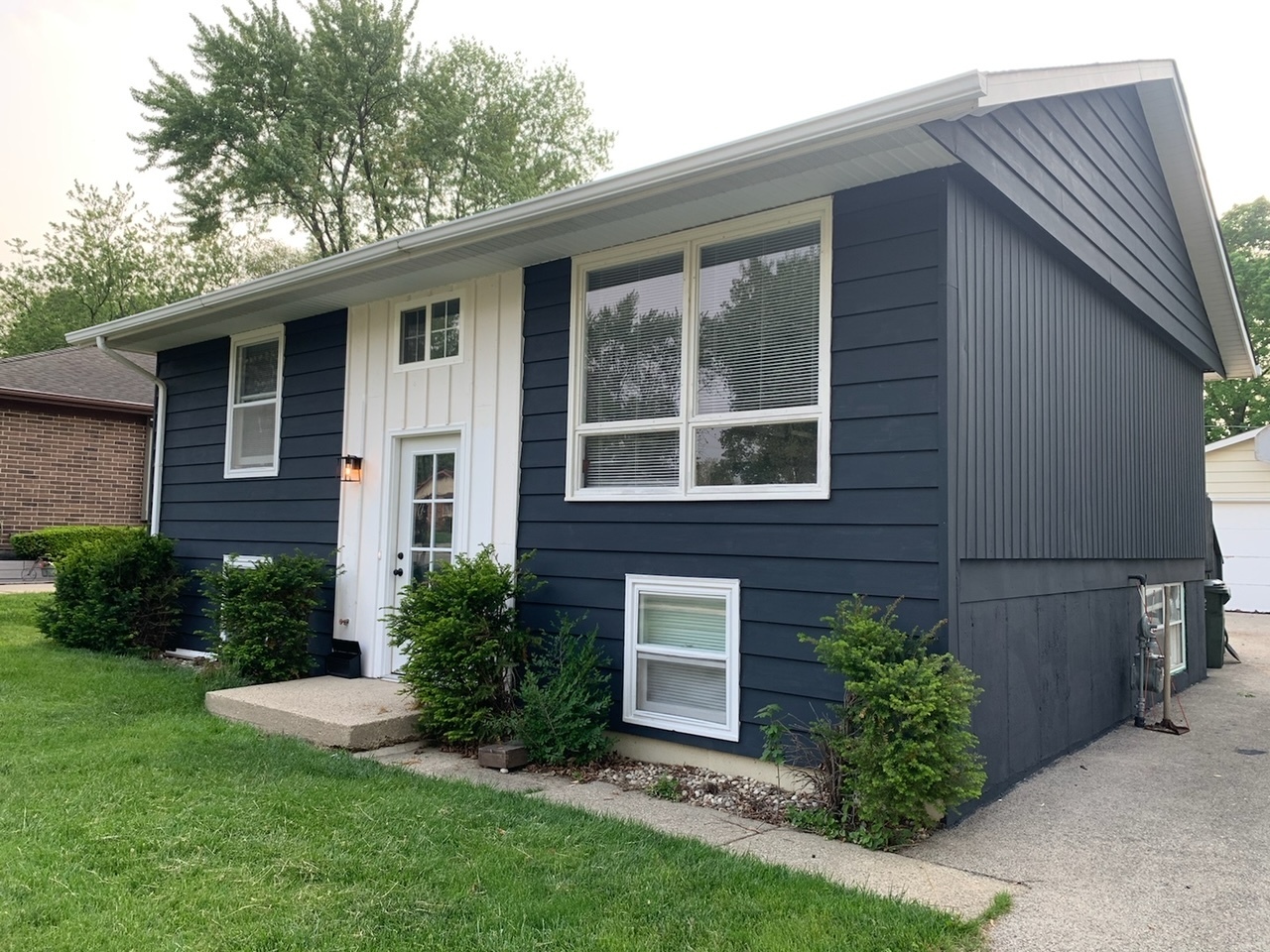70 Walnut Court Mundelein IL 60060