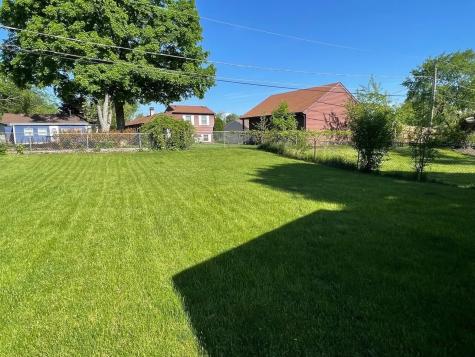 70 Walnut Court Mundelein IL 60060