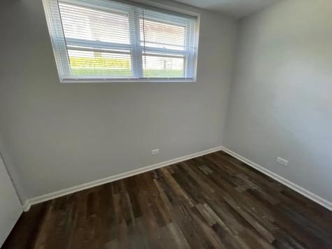 70 Walnut Court Mundelein IL 60060