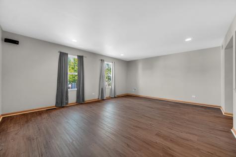 5005 Corning Court Plainfield IL 60586