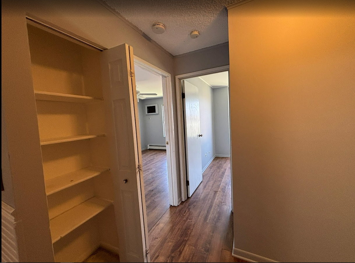 231 Gregory Street Aurora IL 60504