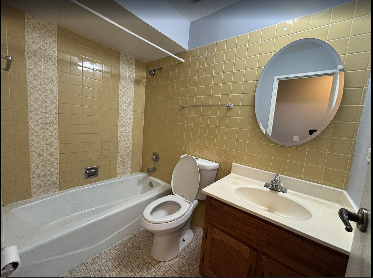 231 Gregory Street Aurora IL 60504