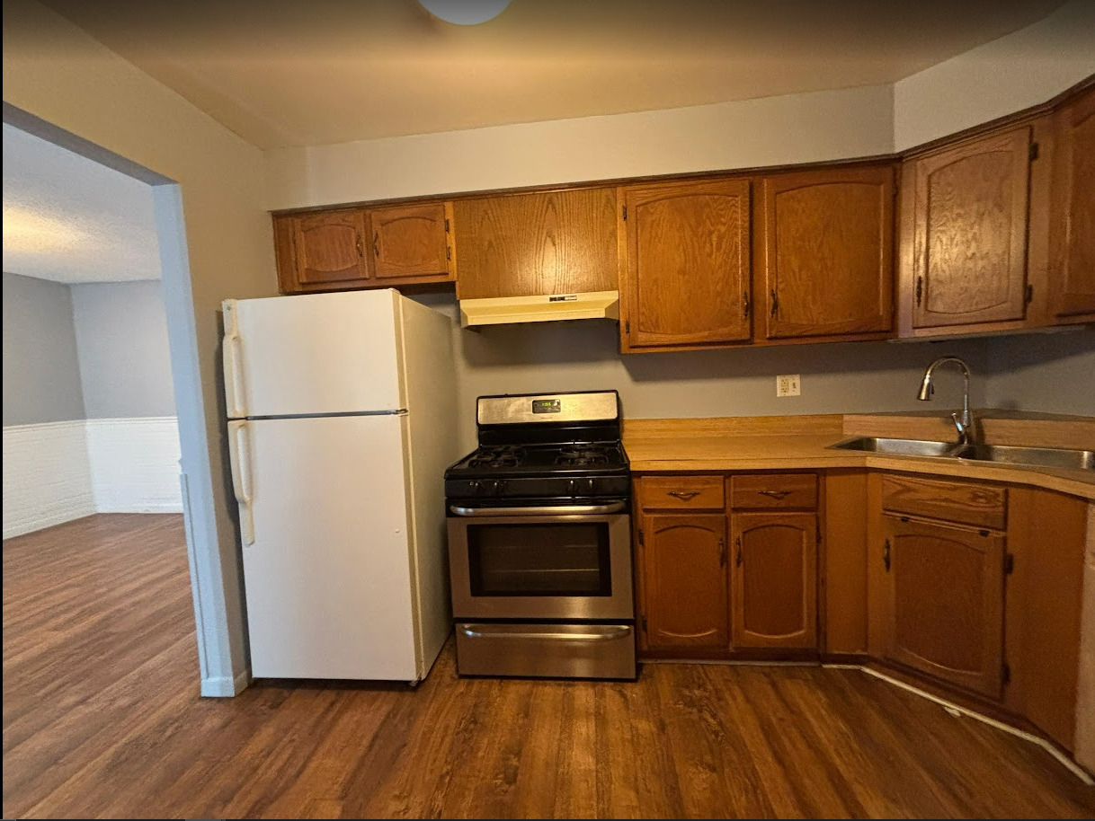 231 Gregory Street Aurora IL 60504