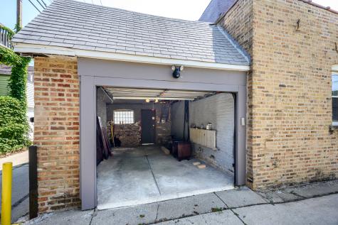 1646 West Blackhawk Street Chicago IL 60622
