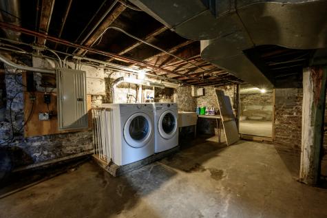 1646 West Blackhawk Street Chicago IL 60622