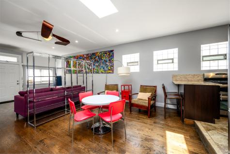 1646 West Blackhawk Street Chicago IL 60622