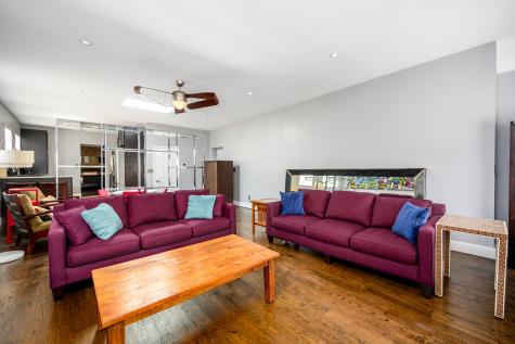 1646 West Blackhawk Street Chicago IL 60622