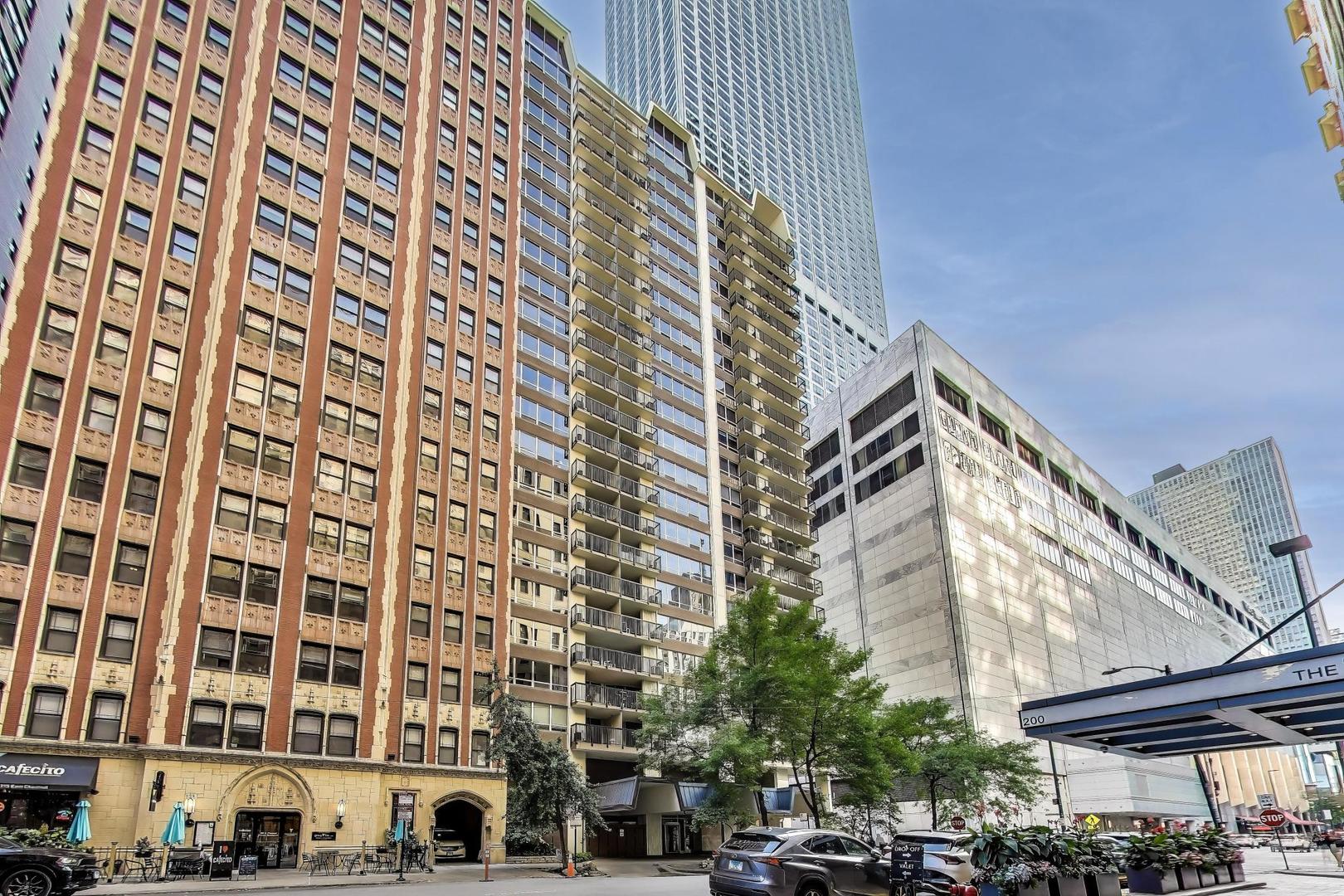 201 East Chestnut Street Chicago IL 60611