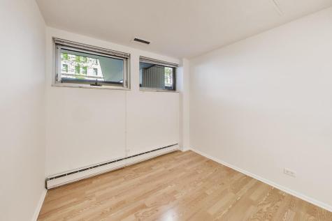201 East Chestnut Street Chicago IL 60611