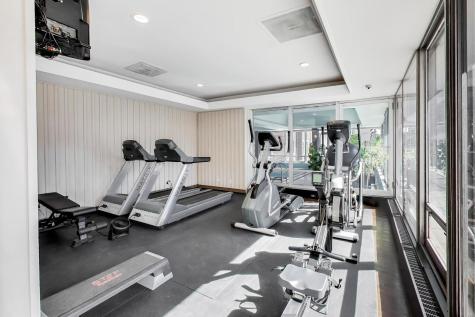 201 East Chestnut Street Chicago IL 60611