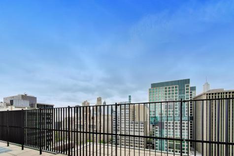 201 East Chestnut Street Chicago IL 60611