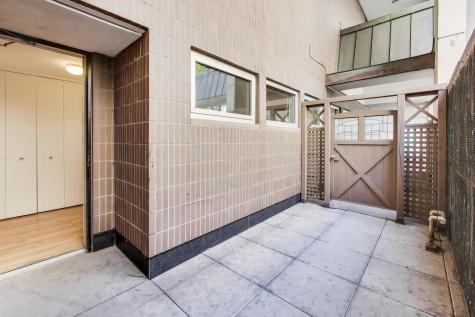 201 East Chestnut Street Chicago IL 60611