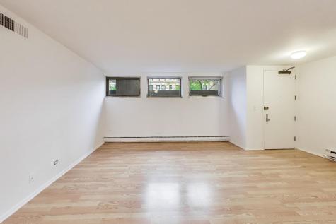 201 East Chestnut Street Chicago IL 60611