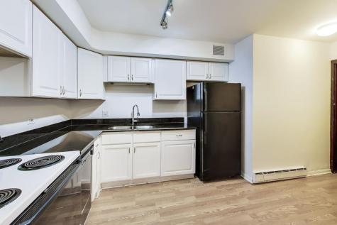 201 East Chestnut Street Chicago IL 60611
