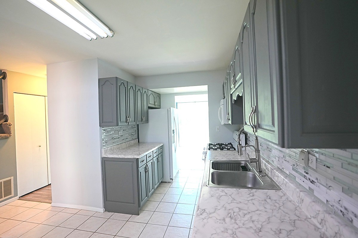 2684 Waterford Court Aurora IL 60502